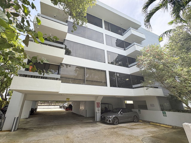 150 Sunrise Dr Condo photo 2